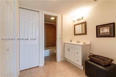 100 Bayview Dr 726, Sunny Isles Beach FL - photo 23 of 38