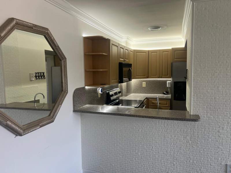 2 bedroom Condominium at 8145 NW 7th Street 208, Fontainebleau Gardens Cond, Miami — photo 3