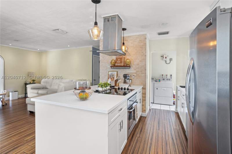 3 bedroom SingleFamilyResidence at 19310 Christmas Rd, Pine Tree Manor Sec 4, Cutler Bay — photo 4
