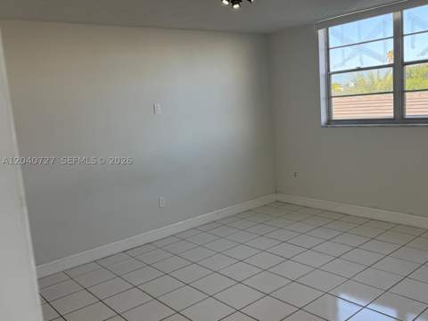1990 Marseille Dr 303, Miami Beach FL - photo 11 of 27