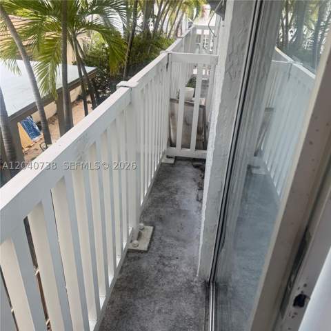 344 Meridian Ave 2B, Miami Beach FL - photo 9 of 11