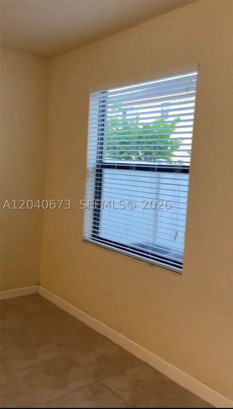 8929 W 35th Way, Hialeah FL - photo 10 of 23
