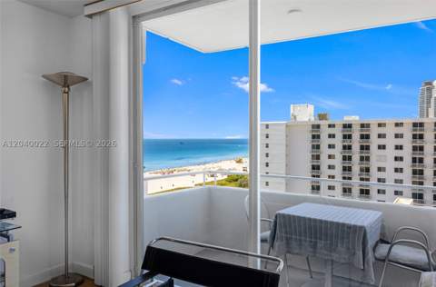 465 Ocean Dr 1009, Miami Beach FL - photo 12 of 31