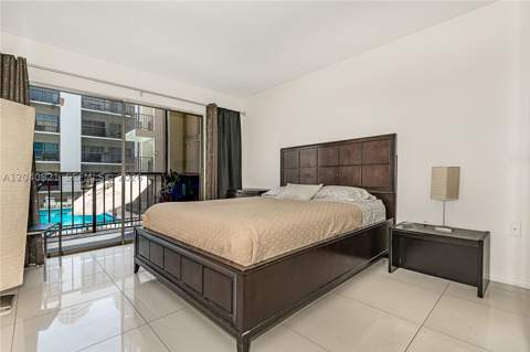 201 178th Dr 215, Sunny Isles Beach FL - photo 14 of 27
