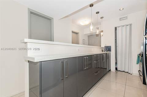 201 178th Dr 215, Sunny Isles Beach FL - photo 17 of 27