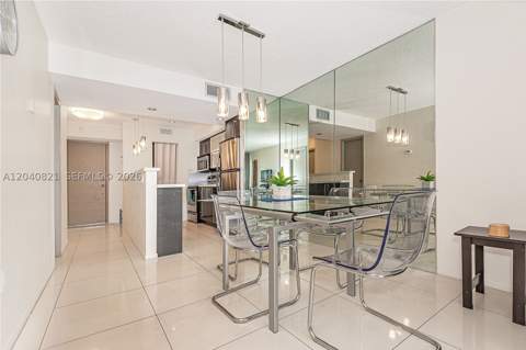 201 178th Dr 215, Sunny Isles Beach FL - photo 6 of 27
