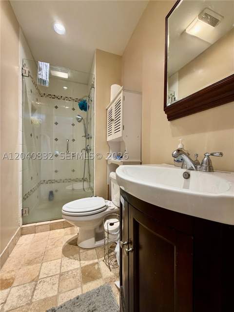 6667 Miller Dr 15, South Miami FL - photo 19 of 21