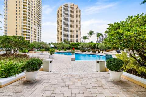 888 Brickell Key Dr 1010, Miami FL - photo 22 of 27
