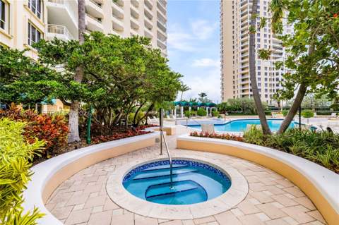 888 Brickell Key Dr 1010, Miami FL - photo 23 of 27