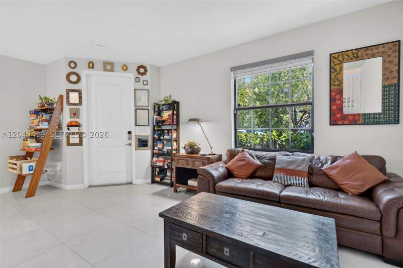 3 bedroom Townhouse at 11418 SW 250th St, Coco Palm Estates, Homestead — photo 4