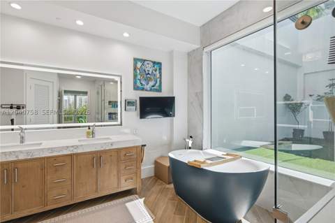16400 Collins Ave Th-4, Sunny Isles Beach FL - photo 10 of 45