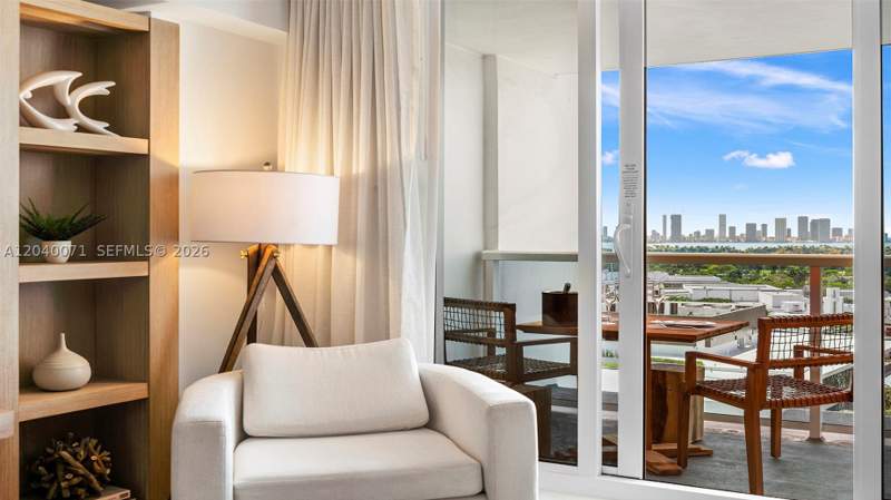 2 bedroom Condominium at 102 24 1545, 2399 Collins Avenue, Miami Beach — photo 4