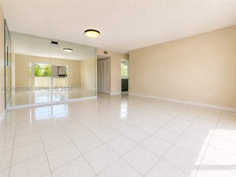8024 Tatum Waterway Dr 2B, Miami Beach FL - photo 11 of 21