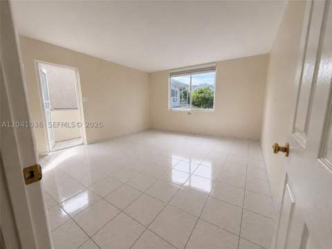 8024 Tatum Waterway Dr 2B, Miami Beach FL - photo 17 of 21