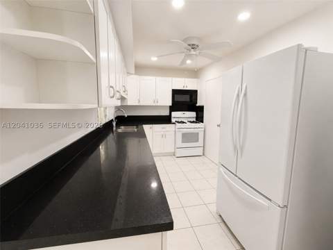 8024 Tatum Waterway Dr 2B, Miami Beach FL - photo 9 of 21