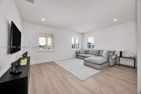 12021 SW 82nd Pl, Miami FL - photo 10 of 48