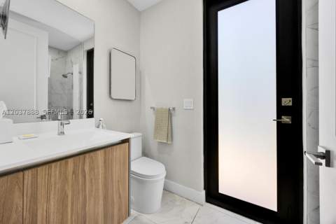 12021 SW 82nd Pl, Miami FL - photo 17 of 48
