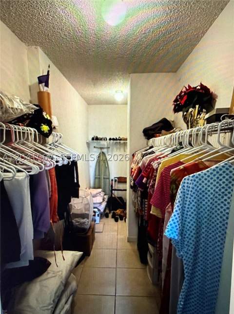 1825 W 44th Pl 707, Hialeah FL - photo 9 of 12