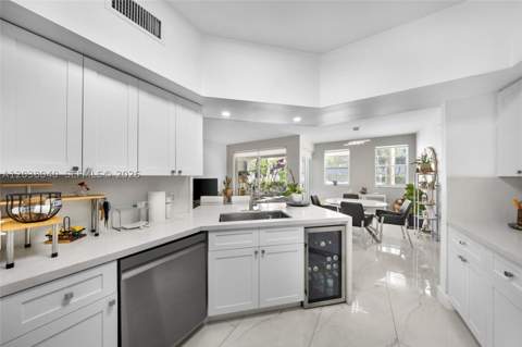 3255 NE 184th St 12112, Aventura FL - photo 18 of 47
