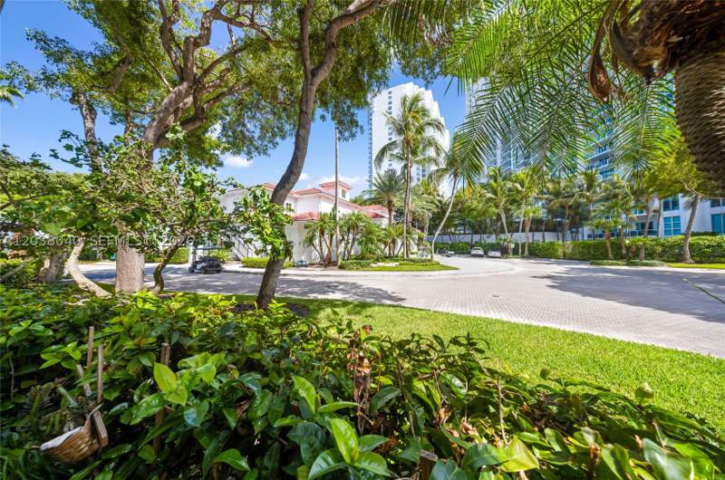 3 bedroom Condominium at 3255 NE 184th St 12112, Village By The Bay Condo, Aventura — photo 4