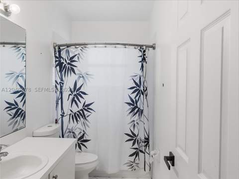 1420 NE 33rd Ave 109-15, Homestead FL - photo 18 of 23