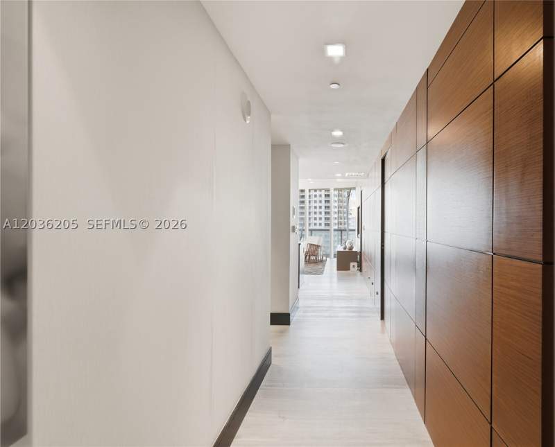 3 bedroom Condominium at 465 Brickell Ave 2101, Iconbrickell Condo No 1, Miami — photo 5