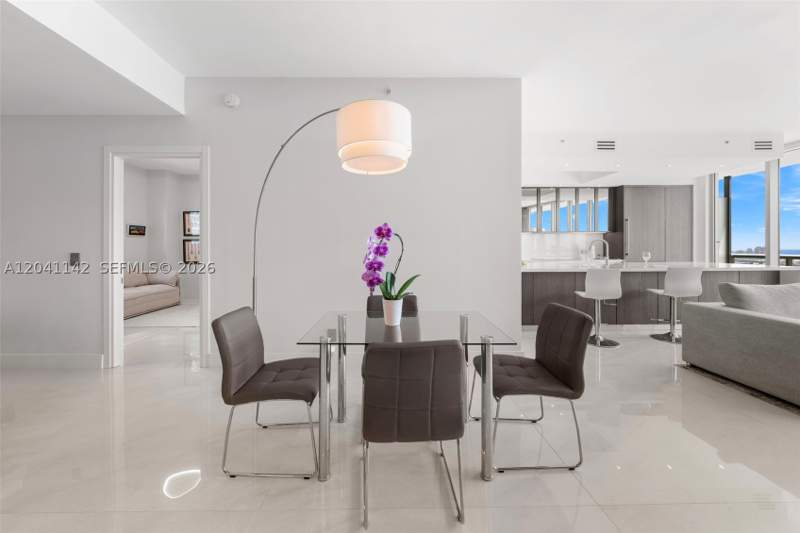 2 bedroom Condominium at 888 Biscayne Blvd 5404, Marinablue Condo, Miami — photo 4