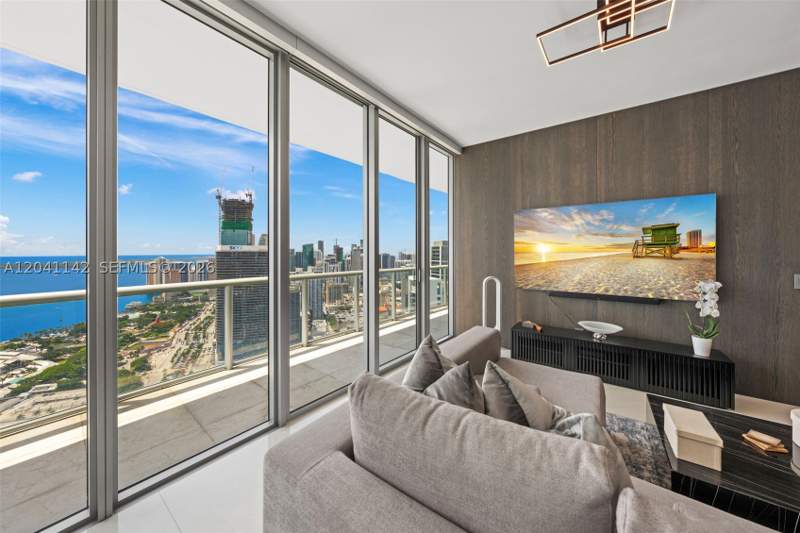 2 bedroom Condominium at 888 Biscayne Blvd 5404, Marinablue Condo, Miami — photo 5