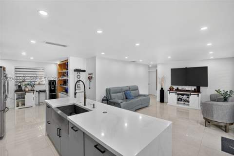 9535 SW 42nd St, Miami FL - photo 11 of 46