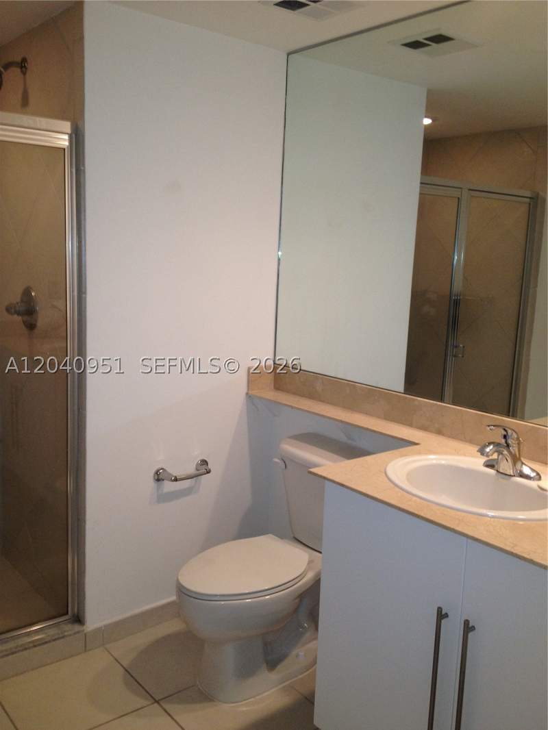 2 bedroom Condominium at 325 S Biscayne Blvd 1414, One Miami West Condo, Miami — photo 2