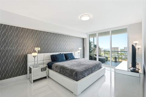 400 Sunny Isles Blvd 1817, Sunny Isles Beach FL - photo 11 of 20