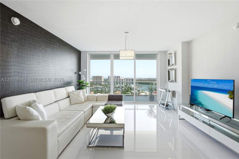 2 bedroom Condominium at 400 Sunny Isles Blvd 1817, 400 Sunny Isles Condo Eas, Sunny Isles Beach — photo 5