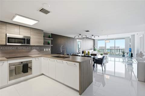 400 Sunny Isles Blvd 1817, Sunny Isles Beach FL - photo 7 of 20