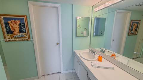 20335 W Country Club Dr 2102, Aventura FL - photo 10 of 44
