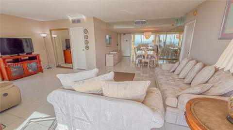 20335 W Country Club Dr 2102, Aventura FL - photo 17 of 44