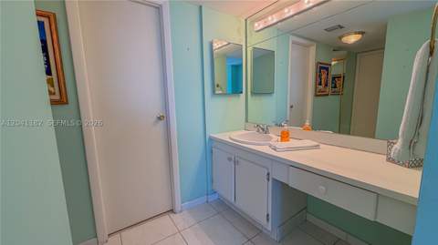 20335 W Country Club Dr 2102, Aventura FL - photo 6 of 44