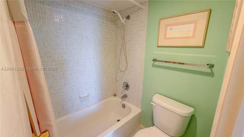 20335 W Country Club Dr 2102, Aventura FL - photo 9 of 44