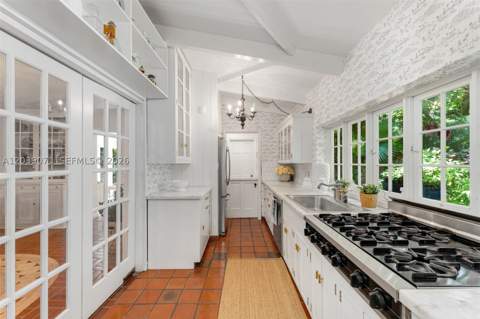 5950 SW 128th St, Pinecrest FL - photo 6 of 19