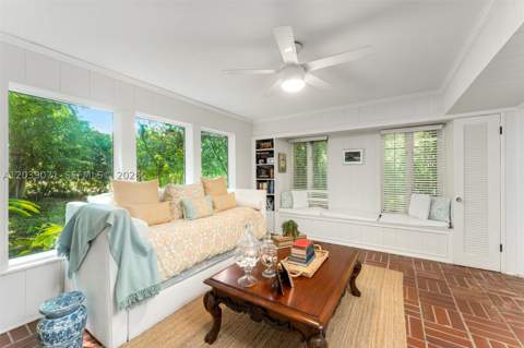 5950 SW 128th St, Pinecrest FL - photo 7 of 19