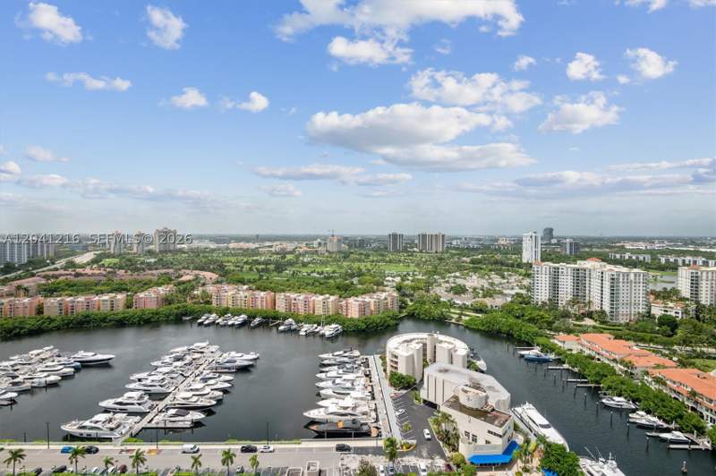 1 bedroom Condominium at 19707 Turnberry Way Phc, Turnberry Isle Condo, Aventura — photo 2