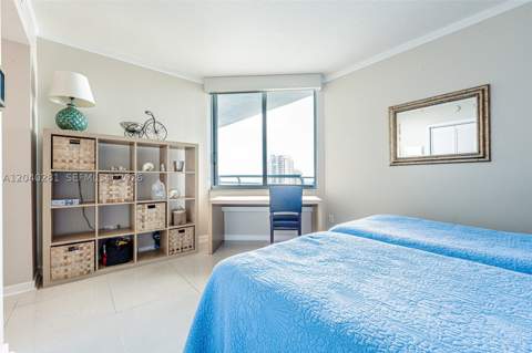 325 S Biscayne Blvd 3821, Miami FL - photo 14 of 33