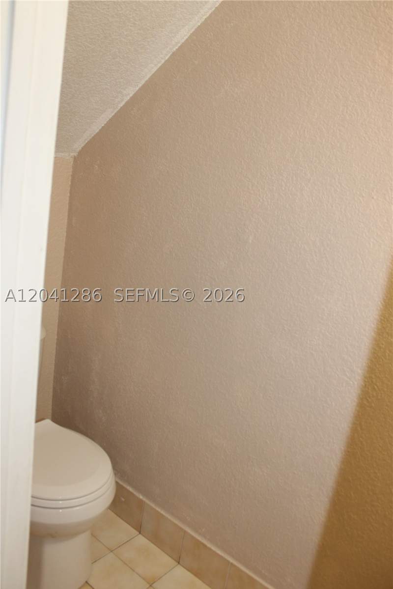 2 bedroom Townhouse at 5446 W 26th Ave C-20, Laguna Del Rey Condo, Hialeah — photo 5