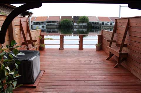 5446 W 26th Ave C-20, Hialeah FL - photo 8 of 19