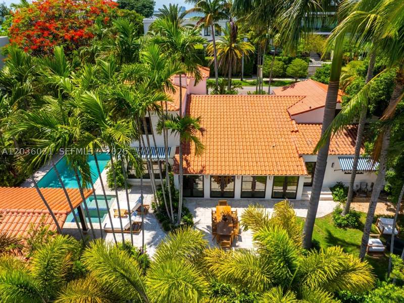 4 bedroom SingleFamilyResidence at 4727 N Bay Rd, nautilus, Miami Beach — photo 5
