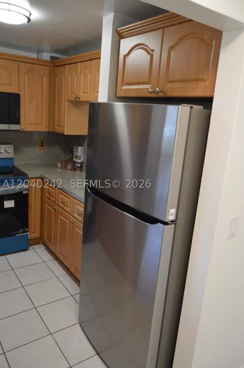 1910 W 56th St 3312, Hialeah FL - photo 6 of 29