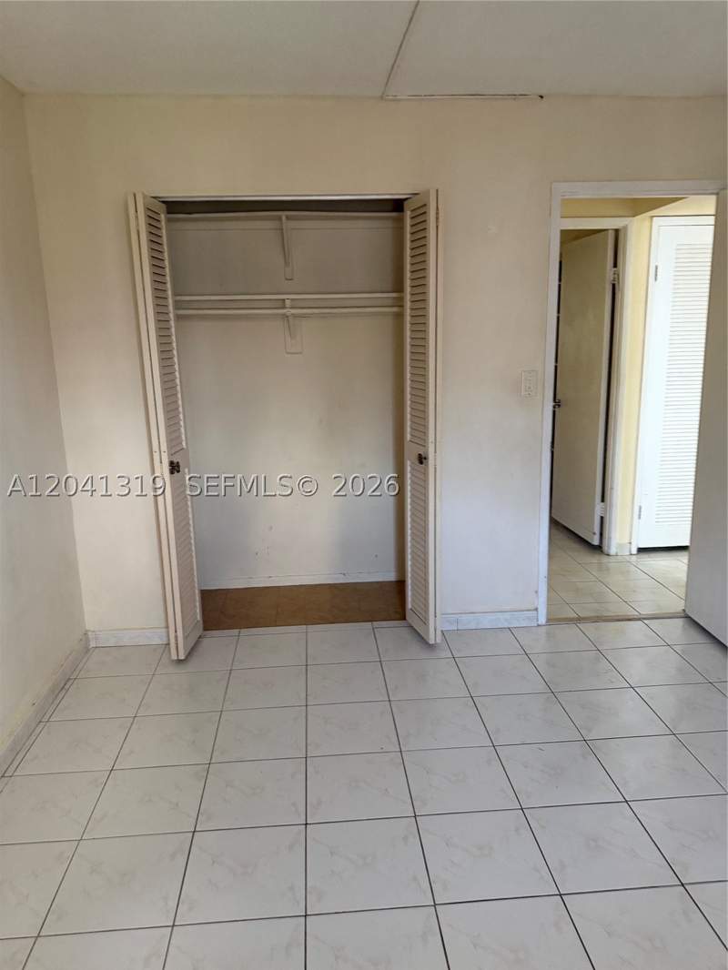 2 bedroom Condominium at 1750 NE 191st St 627-4, Jade Winds Group-Daisy GA, Miami — photo 4