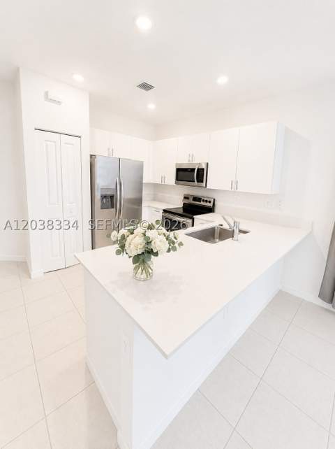 11935 SW 246th Ter, Miami FL - photo 11 of 33