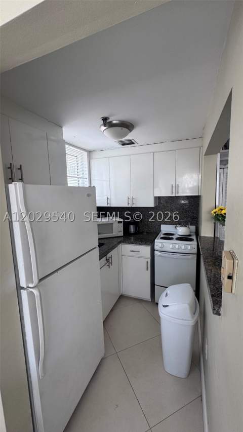 865 Collins Ave 210, Miami Beach FL - photo 11 of 31