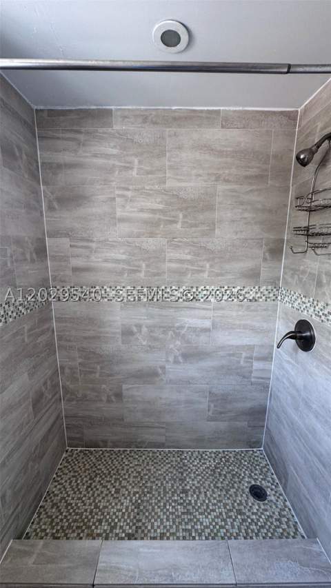 865 Collins Ave 210, Miami Beach FL - photo 19 of 31