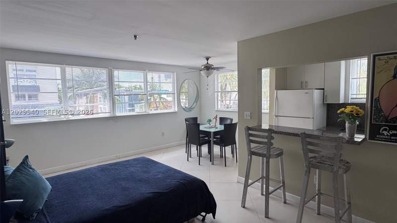 0 bedroom Condominium at 865 Collins Ave 210, The Skylark Condo, Miami Beach — photo 4